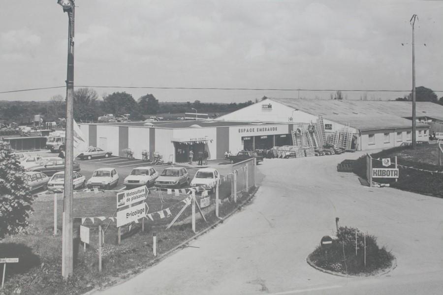 La soci�t� MOTIN en �volution - Agrandissement route de Montebourg